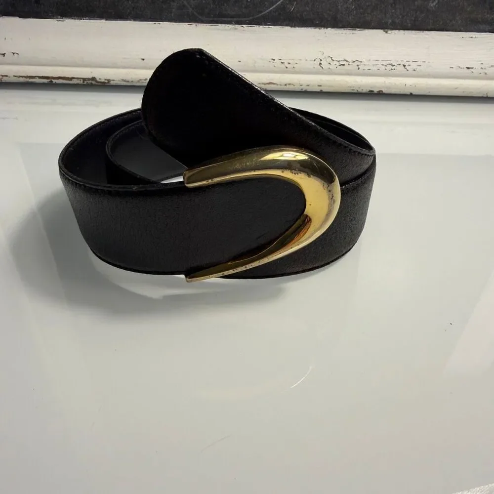 Vintage Toledano Black Genuine Leather Belt Gold Sculptural Buckle Sz Small #763